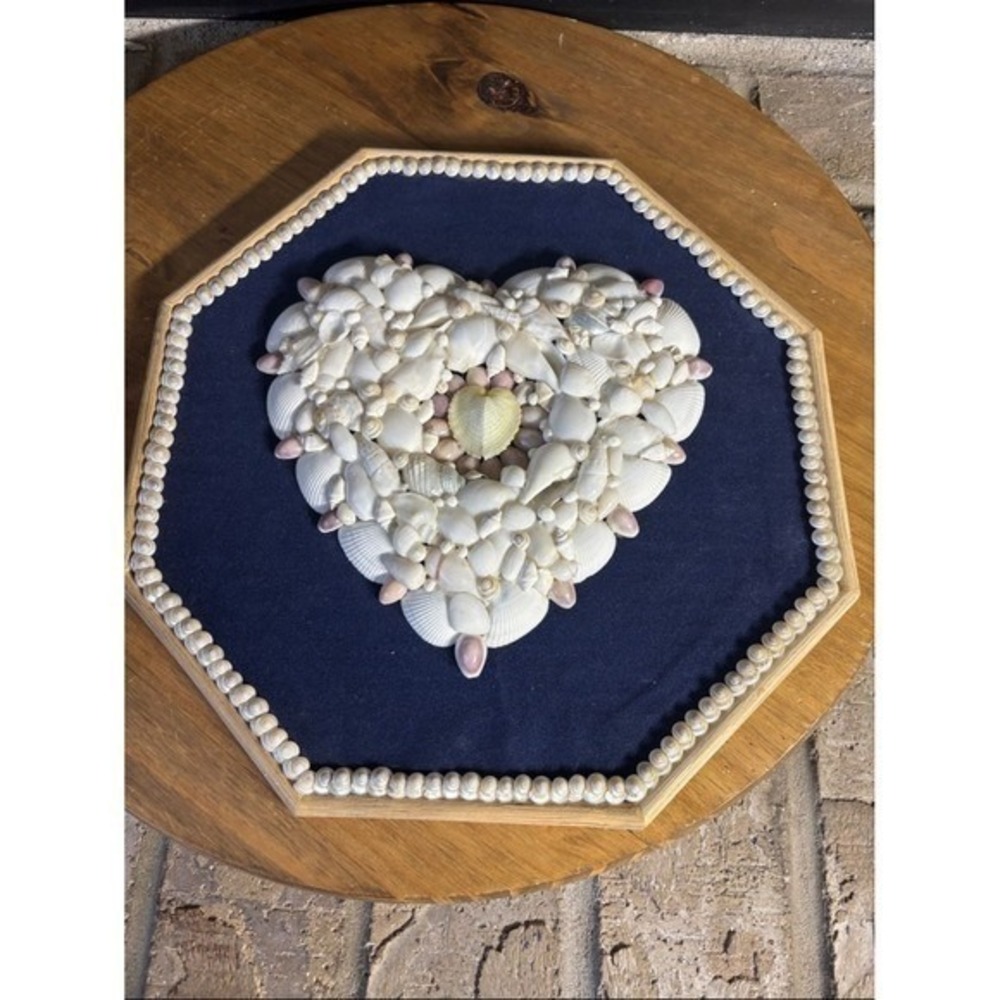 Vintage Handcrafted 3D Sea Shell Heart Wall Art Decor Navy Backing MCM 12" GIFT - Picture 12 of 13